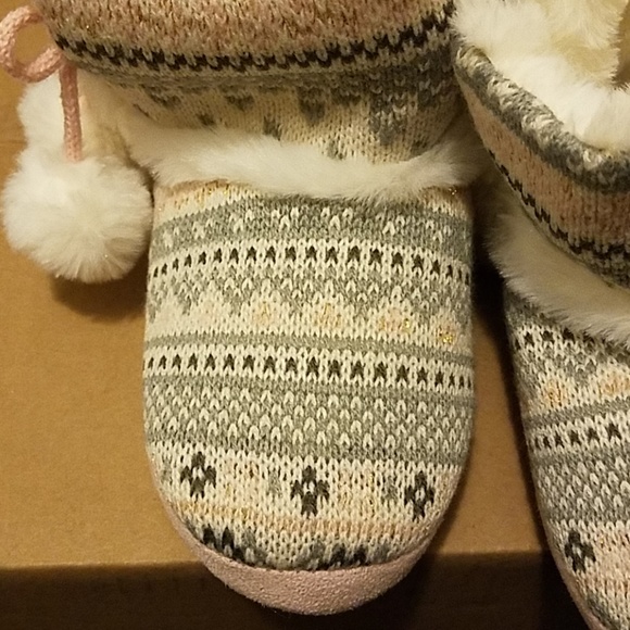 Bootie Slippers - Picture 4 of 6
